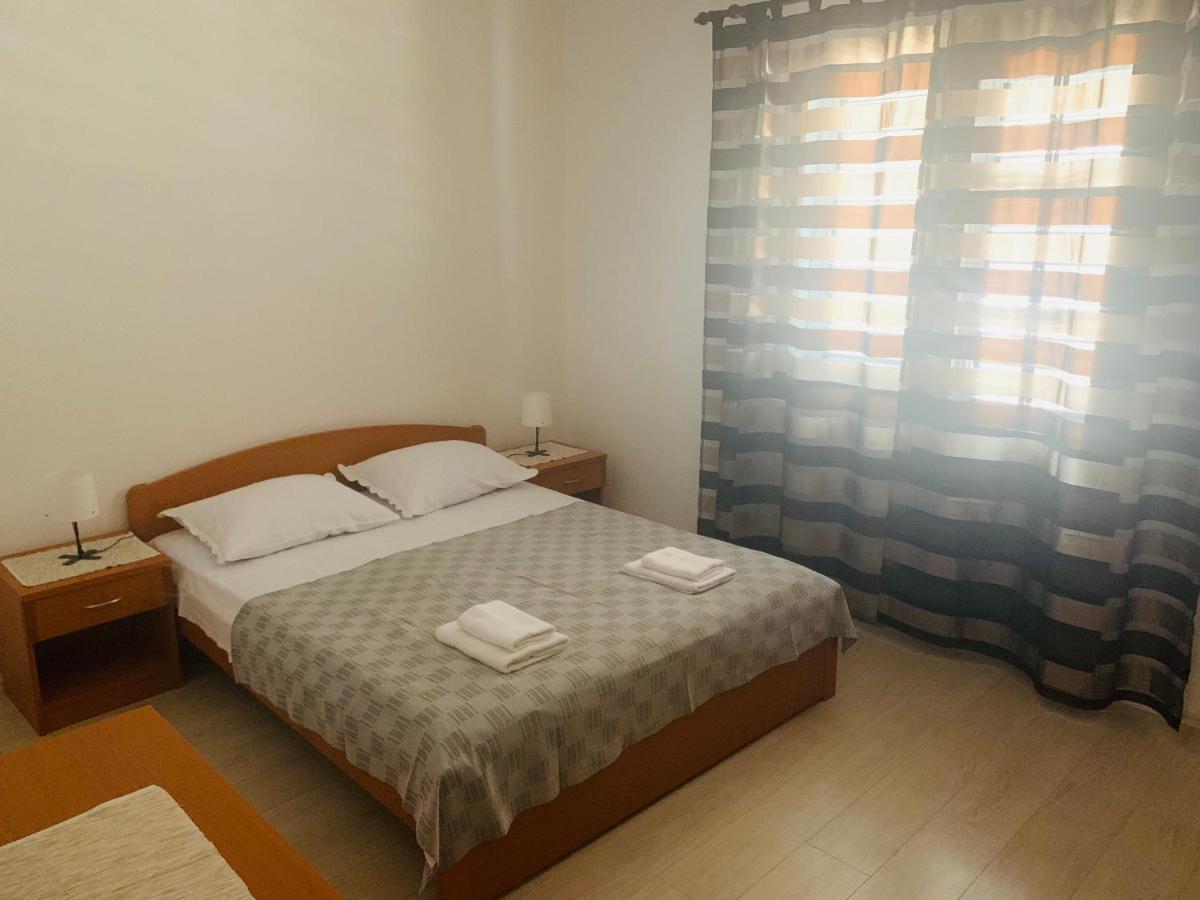 Jerkovic Apartment Zuljana Luaran gambar