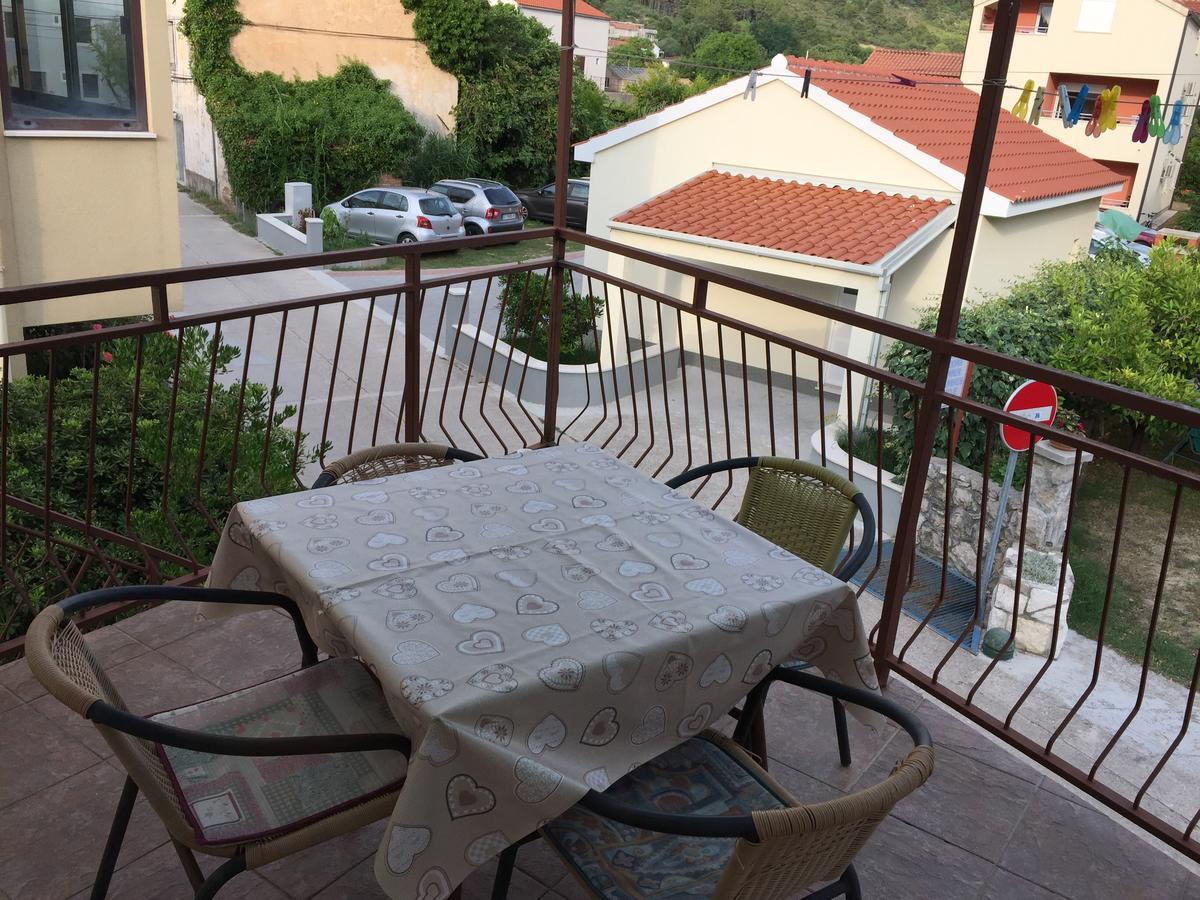 Jerkovic Apartment Zuljana Luaran gambar
